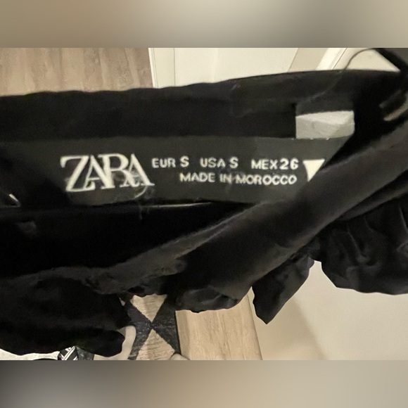 Zara - Picture 3 of 3